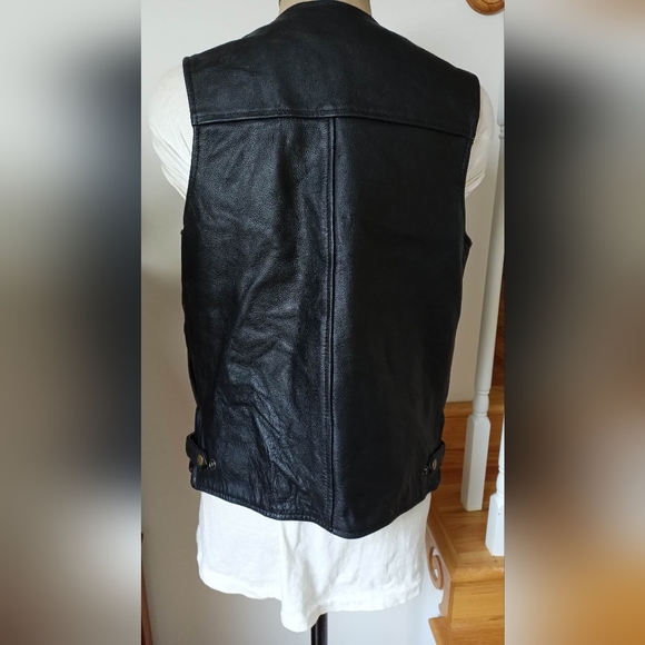 Xelement Leather Vest LIKE NEW! - Picture 3 of 5